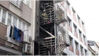 Bakırköy'de korkutan otel yangını