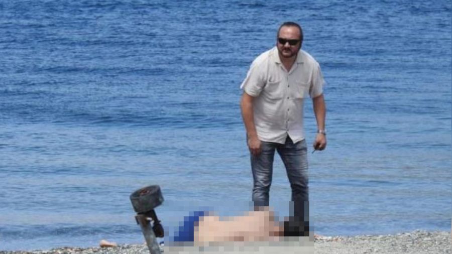 Bal�kesir'de denizde bo�ulma tehlikesi ge�iren gen� ya�am m�cadelesi veriyor