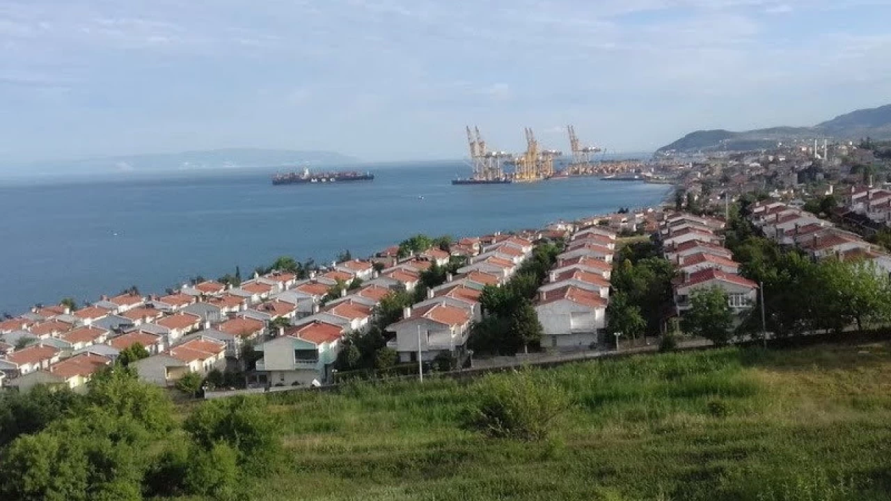 Barbaros Sahili: Kalabalıktan uzak, dingin bir deniz keyfi