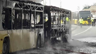 Başakşehir'de İETT otobüsü alev alev yandı