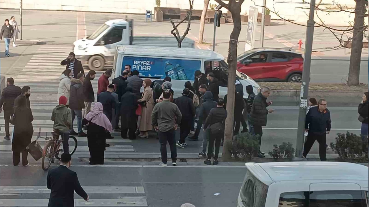 Batman'da yaya ge�idinde 6 ya��ndaki �ocu�a ara� �arpt�