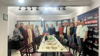 BTP Zeytinburnu İlçe Başkanlığı’na Erikli Baba Vakfı’ndan ziyaret