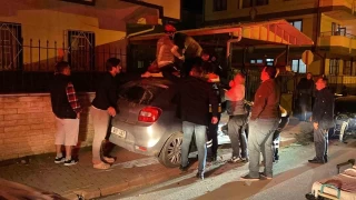 Bursa'da 2 otomobil çarpıştı: 3 yaralı