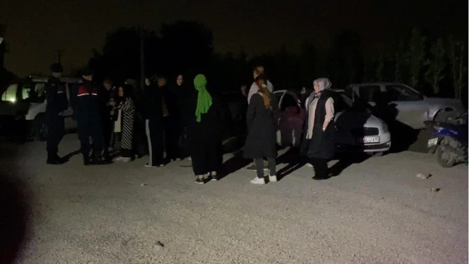 Bursa'da maa� krizi, i��iler fabrikay� bast�