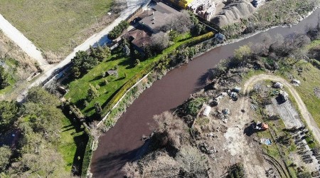 Bursa'nın dereleri zehir akıyor