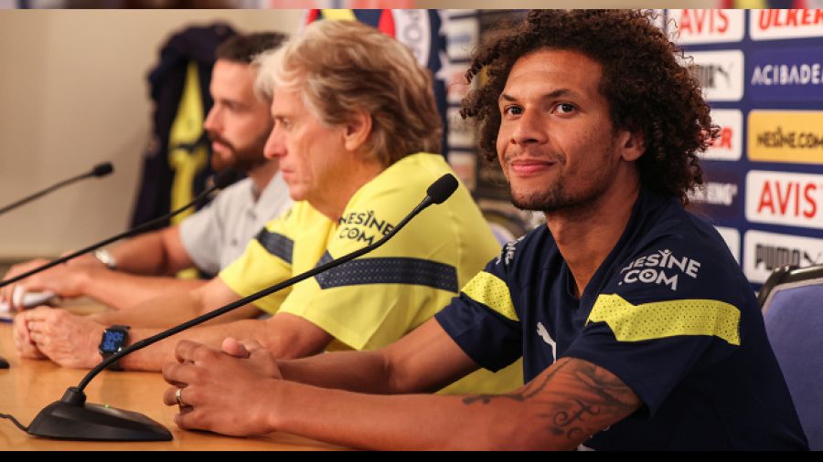 "B�y�k bir tak�m aray���ndayd�m"