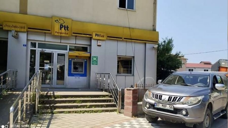 aycuma'da yamur sonras PTT ubesi kapand