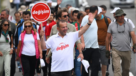 'CHP'de deiim isteyen herkesi deitirmeye alyorlar'