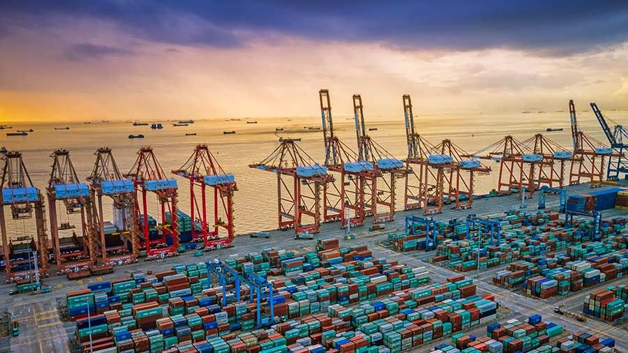 Çin dış ticaret rekoru kırdı