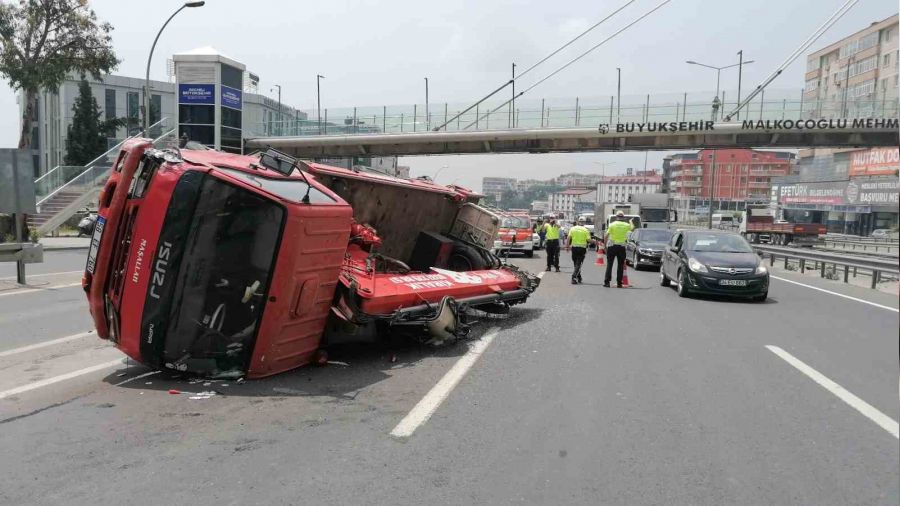 D-100'de ar�za yapan otomobile vin� �arpt�