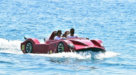 Denizde ferrari ile 10 dakikalk tur 100 avro