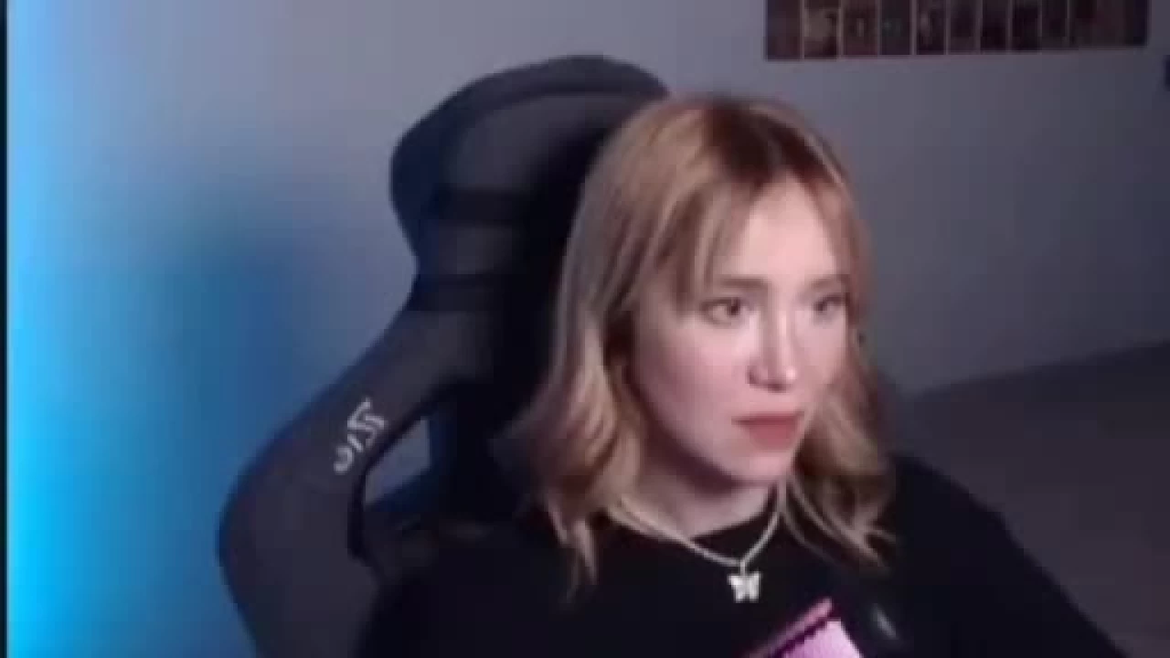 Depreme canlı yayında yakalandı