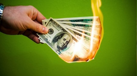 Dolar acısını TL'den çıkarıyor