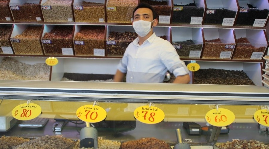 Dolardaki art�� kuruyemi��ileri de etkiliyor