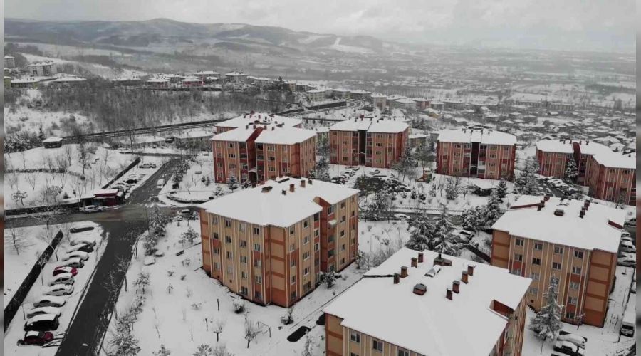 D�zce'de kar etkili