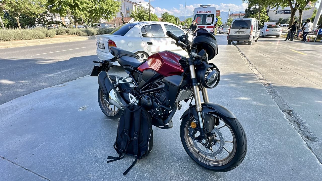 D�zce'de motosikletin yayalara �arpmas� sonucu 1 ki�i �ld�