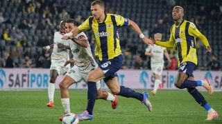 Edin Dzeko, bu sezonki 21. goln kaydetti