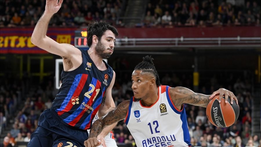 Efes, Barcelona'dan galibiyetle dönüyor 