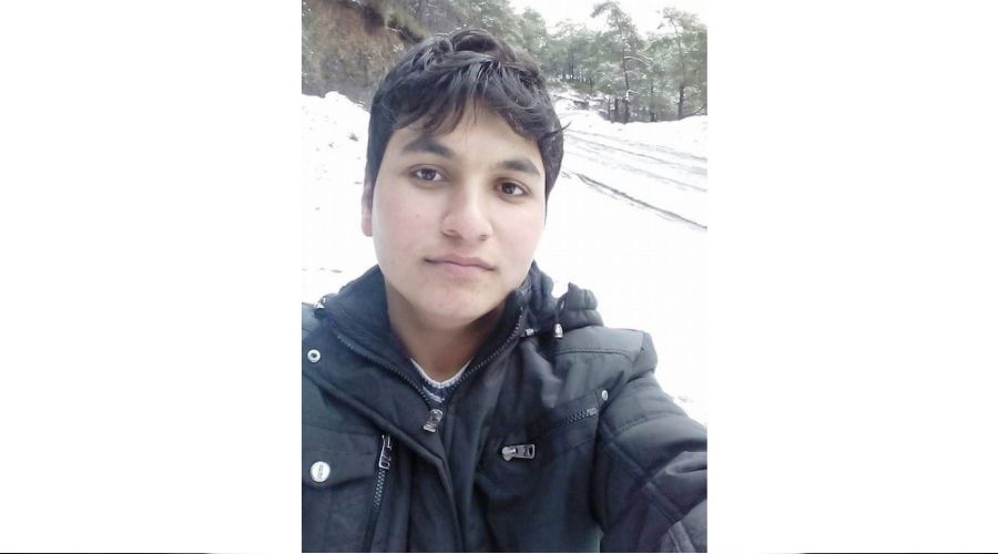 Elektrik ak�m�na kap�lan i��i hayat�n� kaybetti