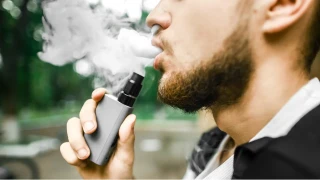 Elektronik sigaran�n sa�l��a etkileri nelerdir?