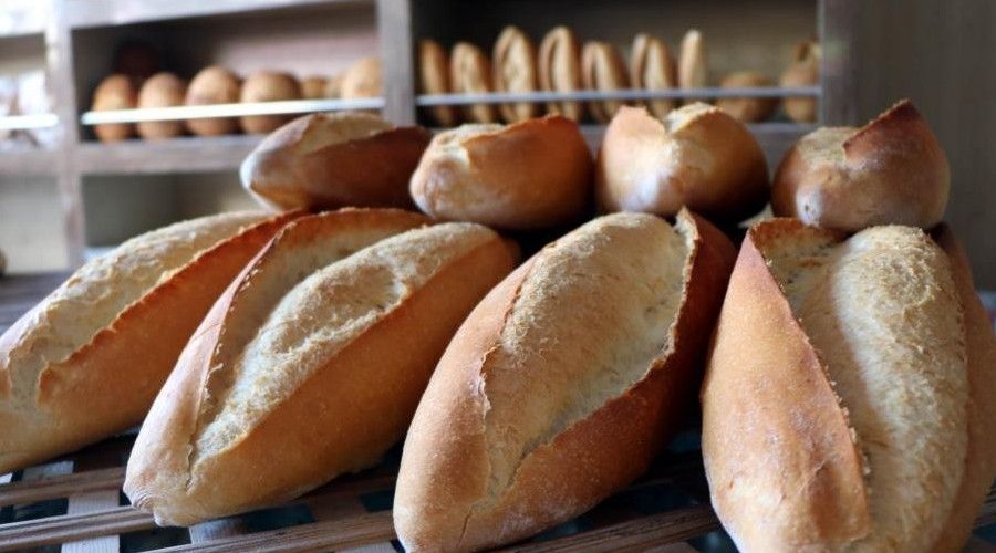 Erzincan'da ekmeğin gramajı düştü, fiyat aynı kaldı