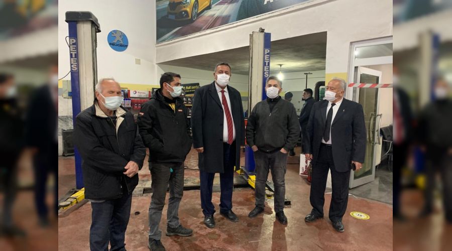 Esnafa bir dokunan bin ah işitiyor