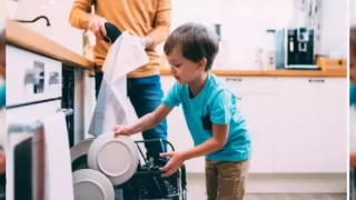 Ev işleri yapmak çocuğu hayata hazırlıyor!