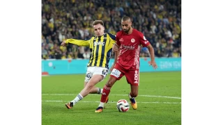 Fenerbahe, Antalyaspor'u st ste 7. kez malup etti