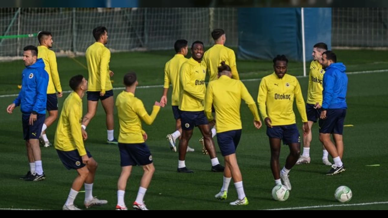 Fenerbah�e'de sakatlar d�zeliyor