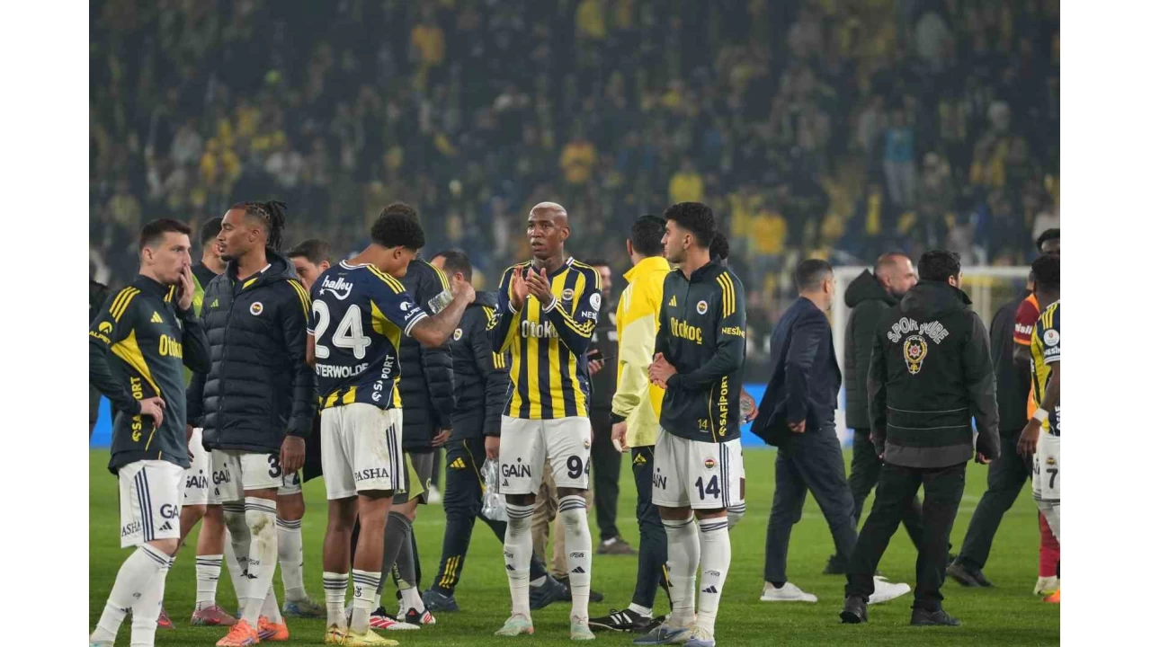 Fenerbahe'nin galibiyet serisi derbide sona erdi