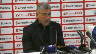 Fethiyespor Teknik Direkt�r� Sait Karaf�rt�nalar: 'Belki puan da alabilirdik'