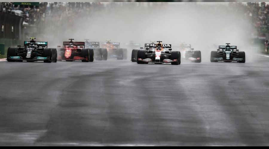 Formula 1 kkl deiikliklerle balyor
