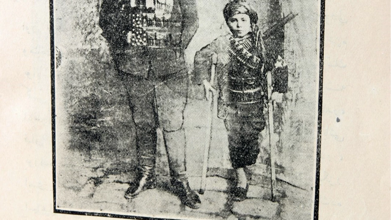 Fransızlar, kahraman çocuğun ayağını kesip Louvre Müzesi'ne götürmüşler