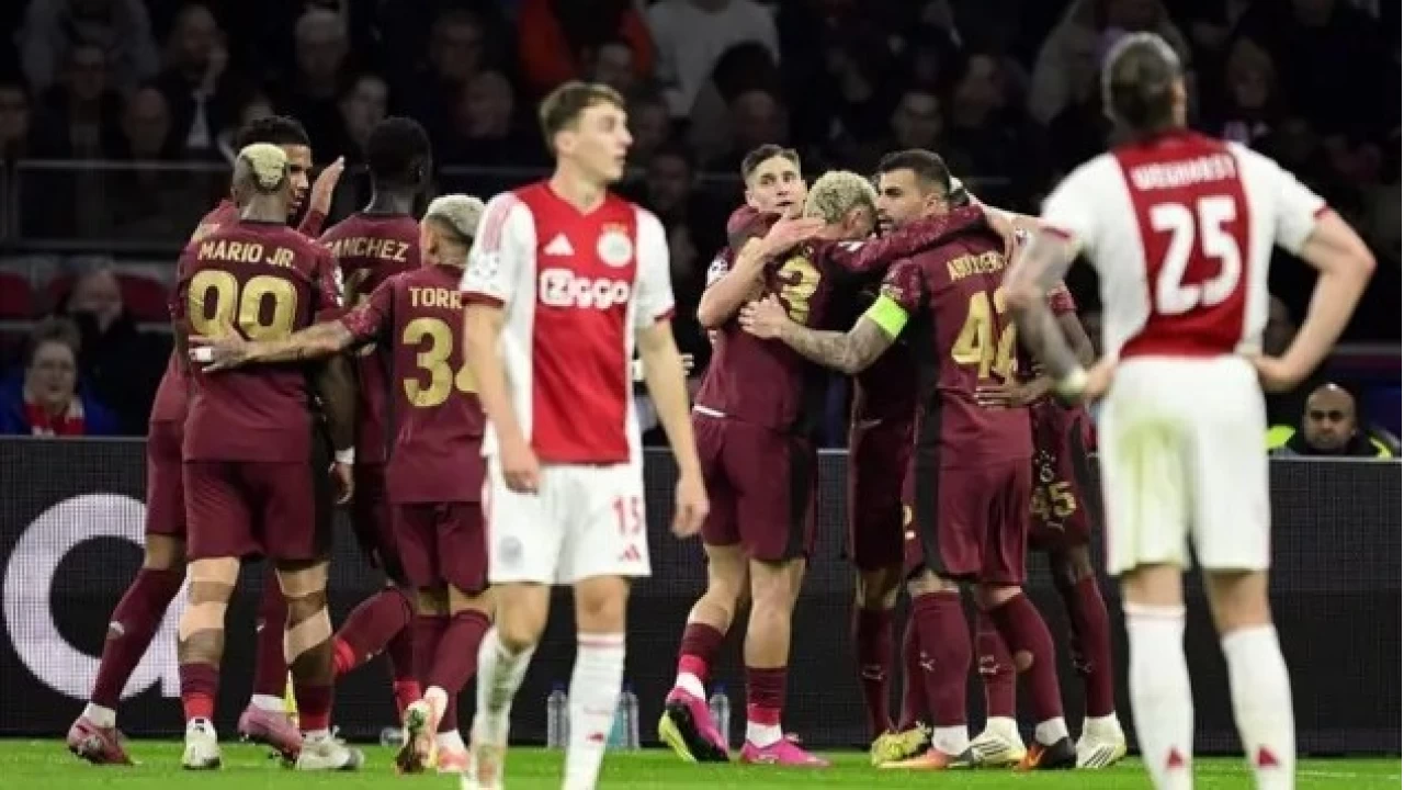 Galatasaray'ın ezip geçtiği Ajax futbolun efsane akademisi ve stil sahibi takımı