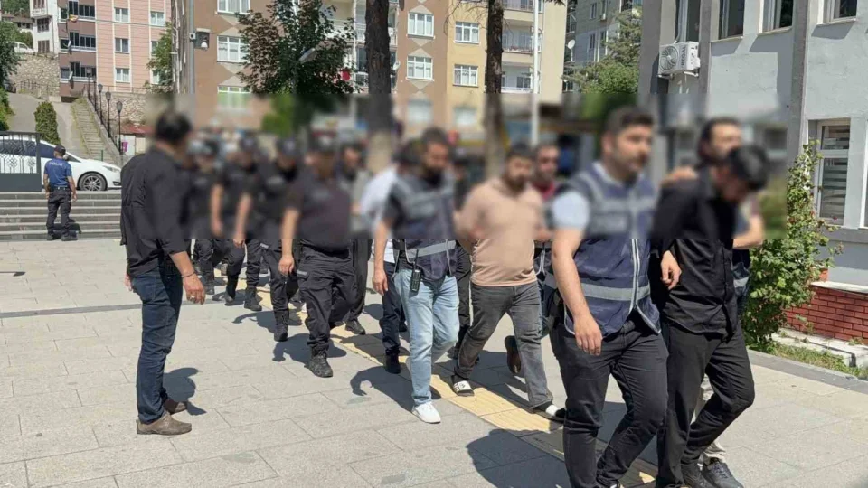 Galericilik �zerinden kurulan vurgun zinciri ��kertildi