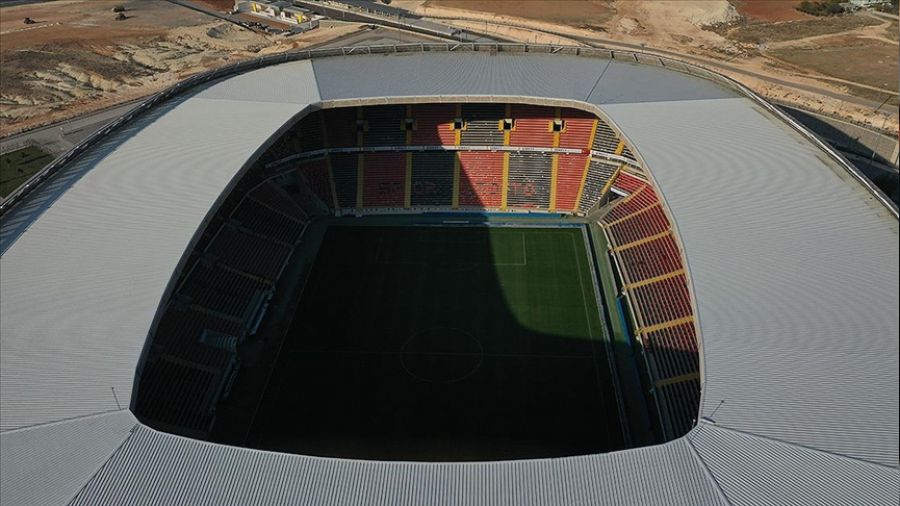 Gaziantep 21 y�l sonra Milli Tak�m� bekliyor