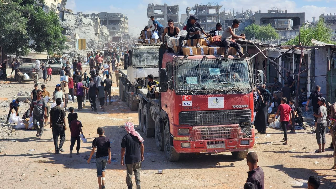 Gazze'ye dün insani yardım yüklü 173 tır ulaştı