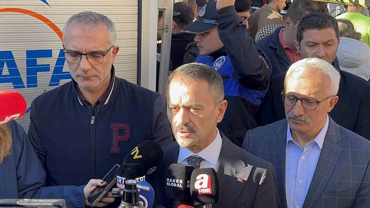 Gebze'de 5 kiilik aile enkaz altnda 