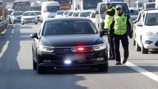 Gereksiz çakar ve siren kullanımı toplumda huzursuzluğa neden oluyor
