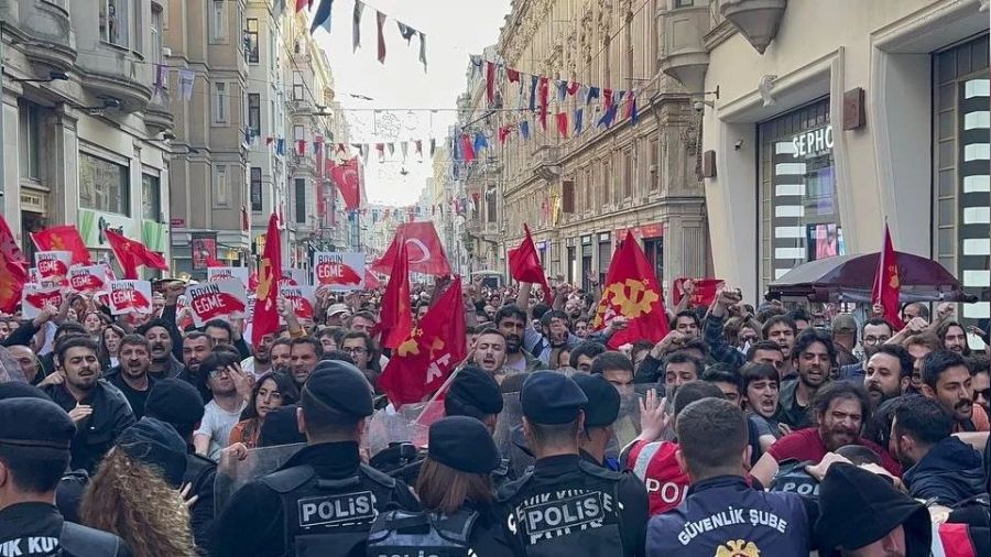 Gezi'nin y�l d�n�m�nde 59 g�zalt�