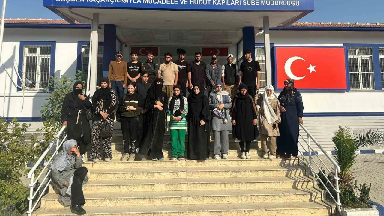 Gitmiyorlar, geliyorlar... Hatay'da 24 ka�ak g��men yakaland�