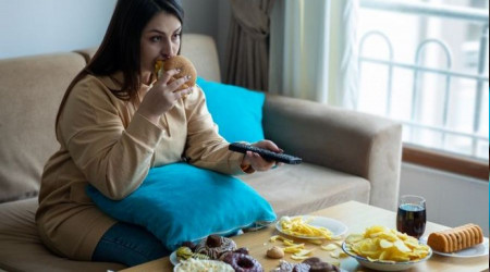 Hareketsiz yaşam sebep obezite sonuçtur