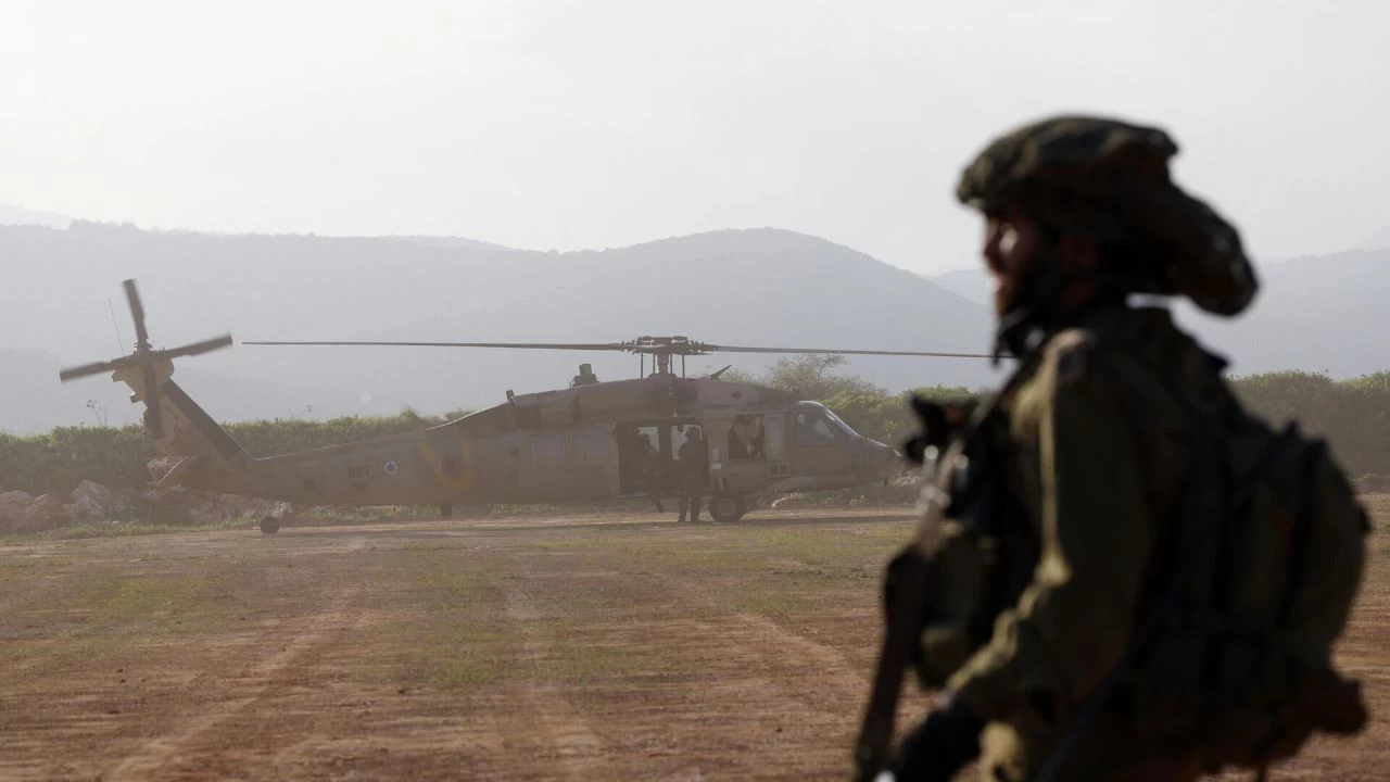 Hizbullah, İsrail ordusuna ait hava üssünü füzelerle vurdu