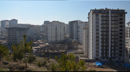 �n�aat maliyetlerindeki �ok art�� m�teahhitleri de sars�yor