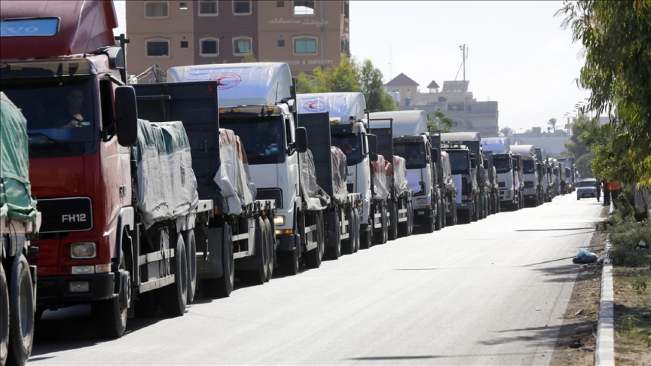 İsrail Gazze'ye insani yardım girişini durdurdu
