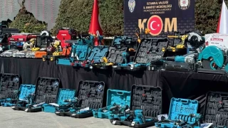 İstanbul'da 100 milyon liralık kaçak hırdavat malzemesi ele geçirildi