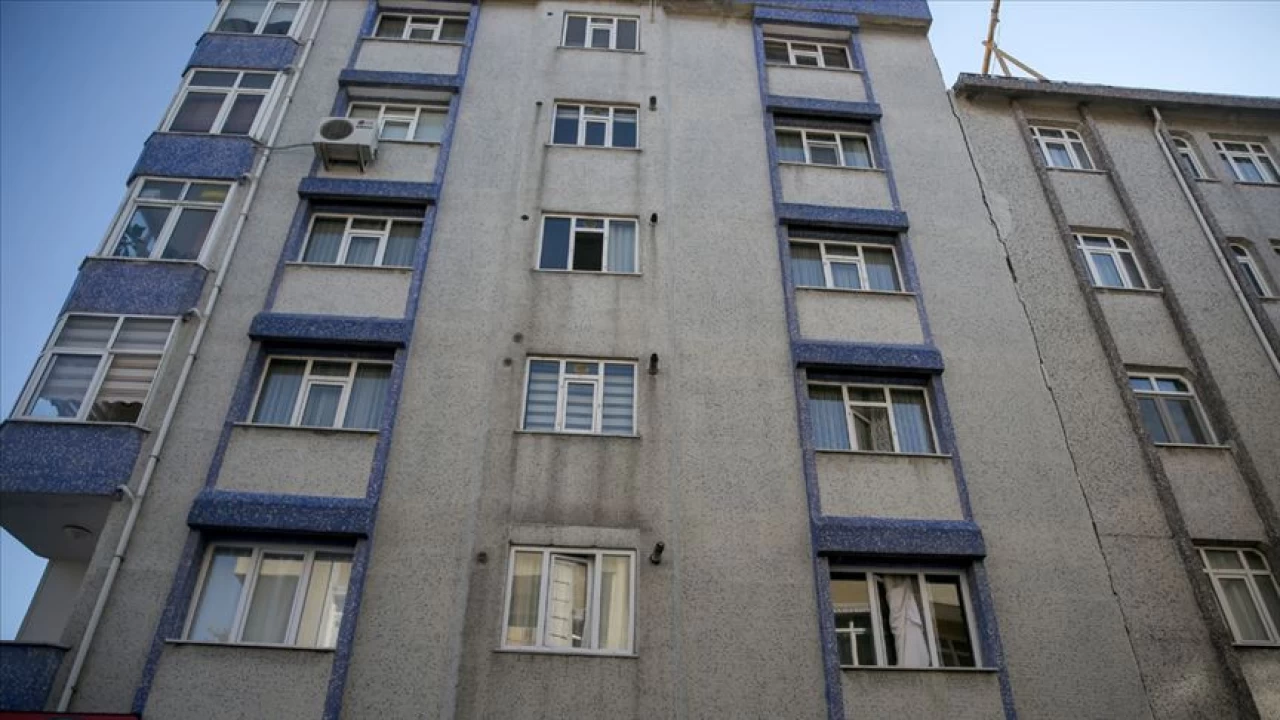 stanbul'da az hasarl bina says artyor