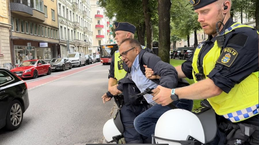 ��te �sve� k�stahl���: Kur'an yak�lmas�na engel olmak isteyen m�dahale