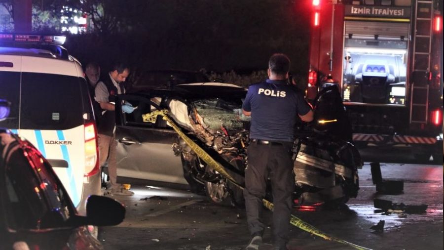 �zmir�de �ld�ren yar��