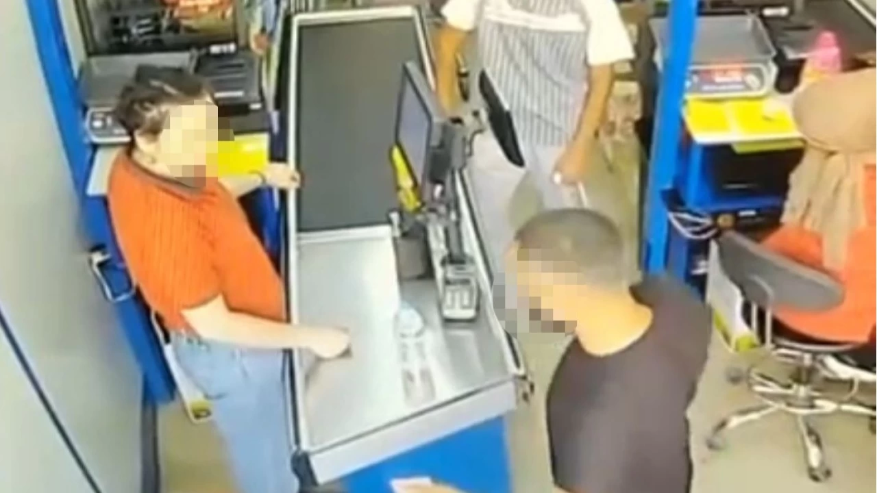 Kad�n kasiyere yumruk atan ki�i tutukland�